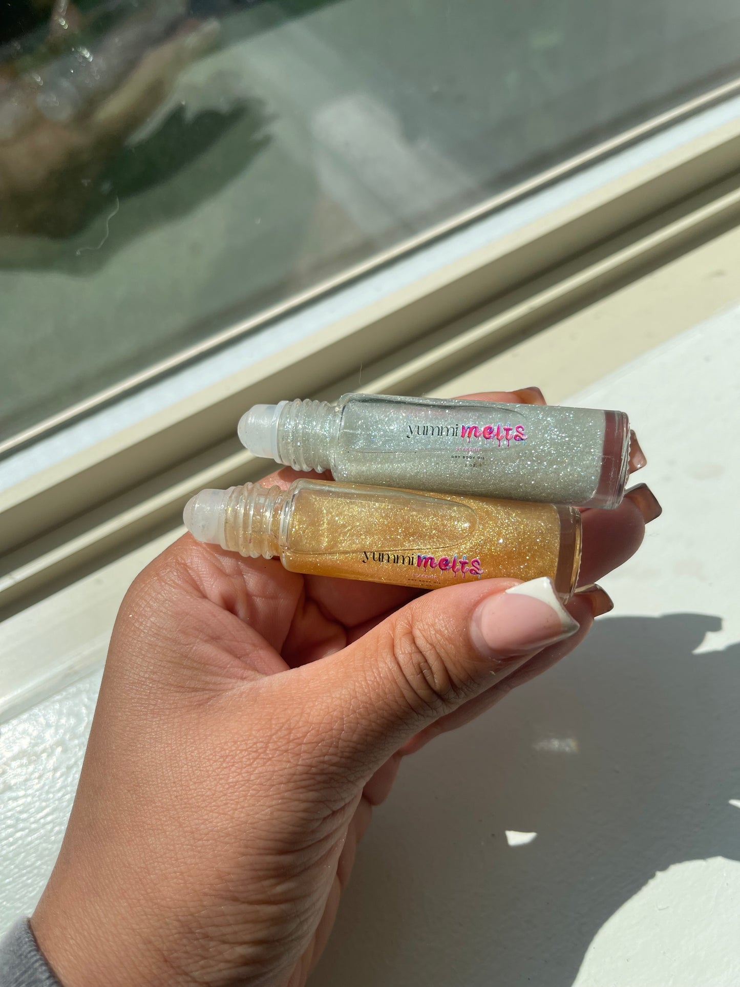 Let’s Glide Roll On Shimmer Oil
